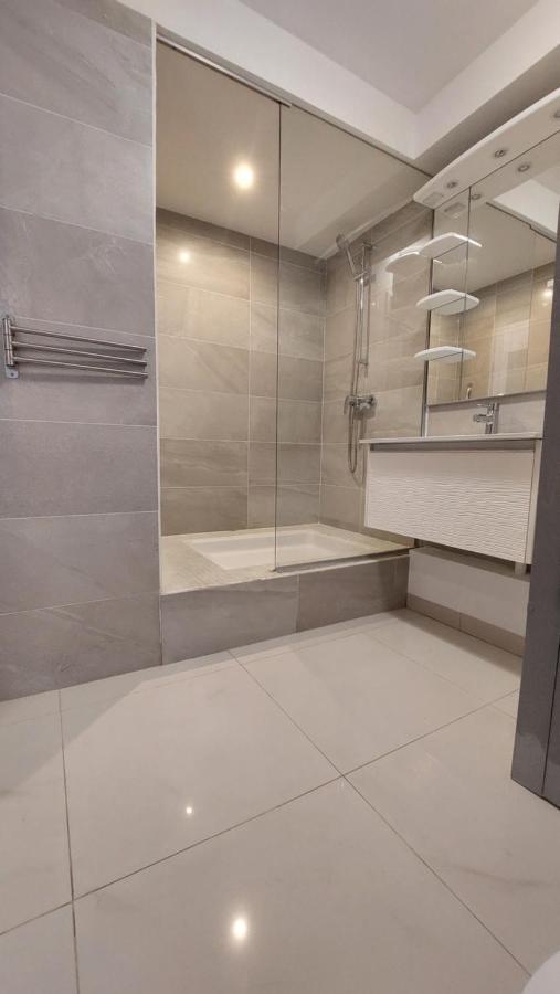 Appartement PIEDS DANS L'EAU VUE MER ACCES PLAGE ET PISCINE Marigot  Extérieur photo